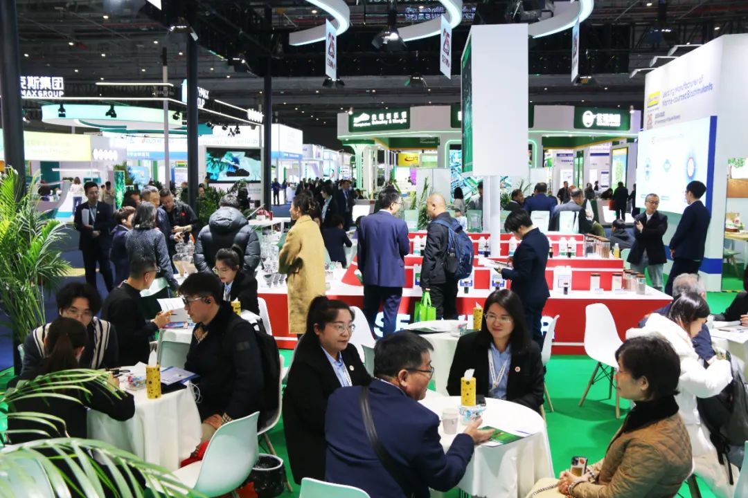 金牌赞助企业三亿(集团)体育生物全新亮相上海CAC国际农化展，以科技实力献礼25周年