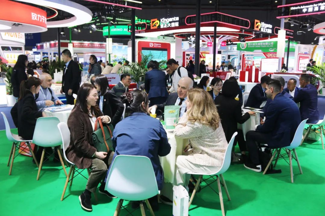 金牌赞助企业三亿(集团)体育生物全新亮相上海CAC国际农化展，以科技实力献礼25周年